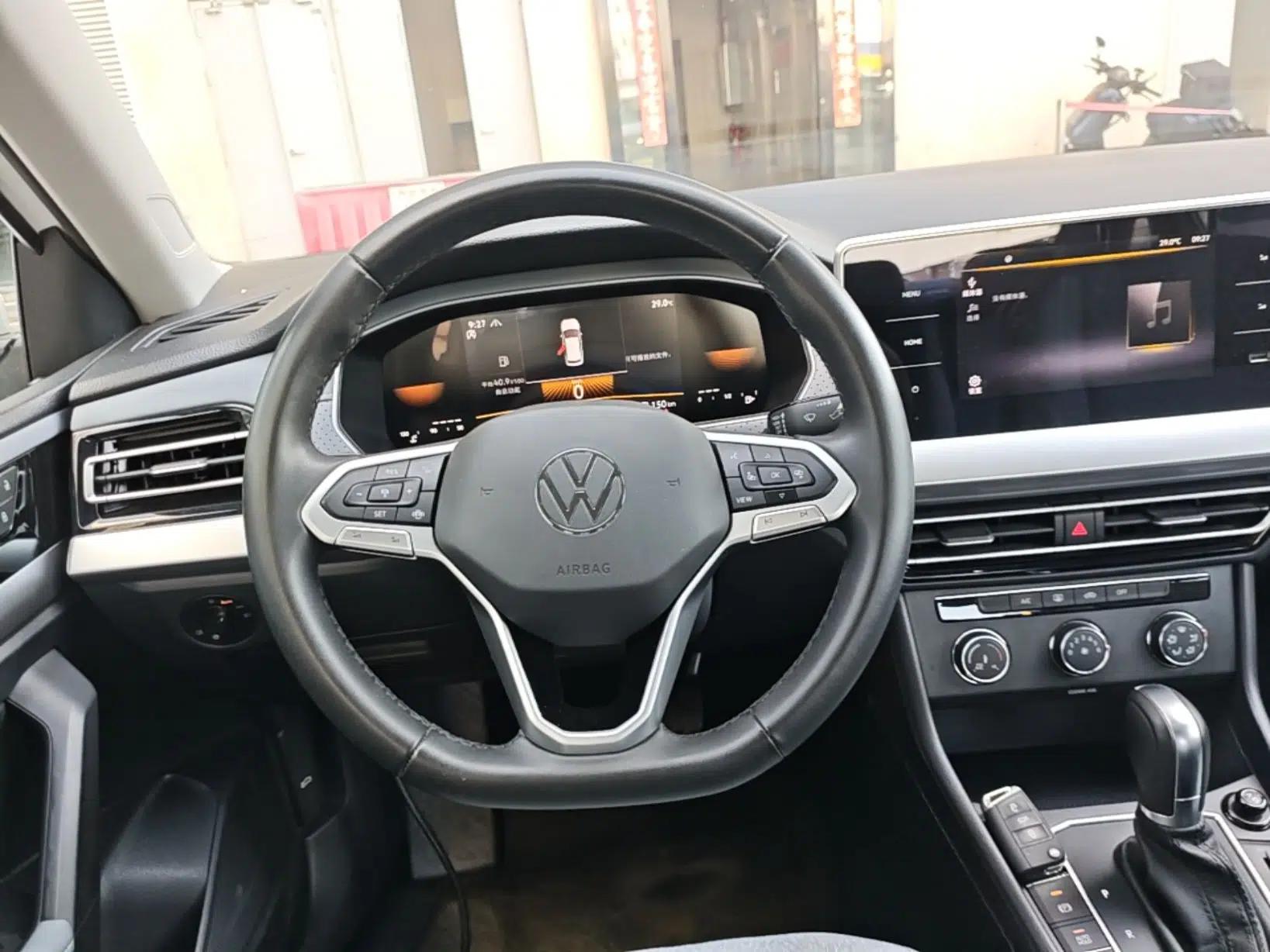 Volkswagen Lavida 2023 300TSI DSG Full-Comfort Edition — миниатюра 13