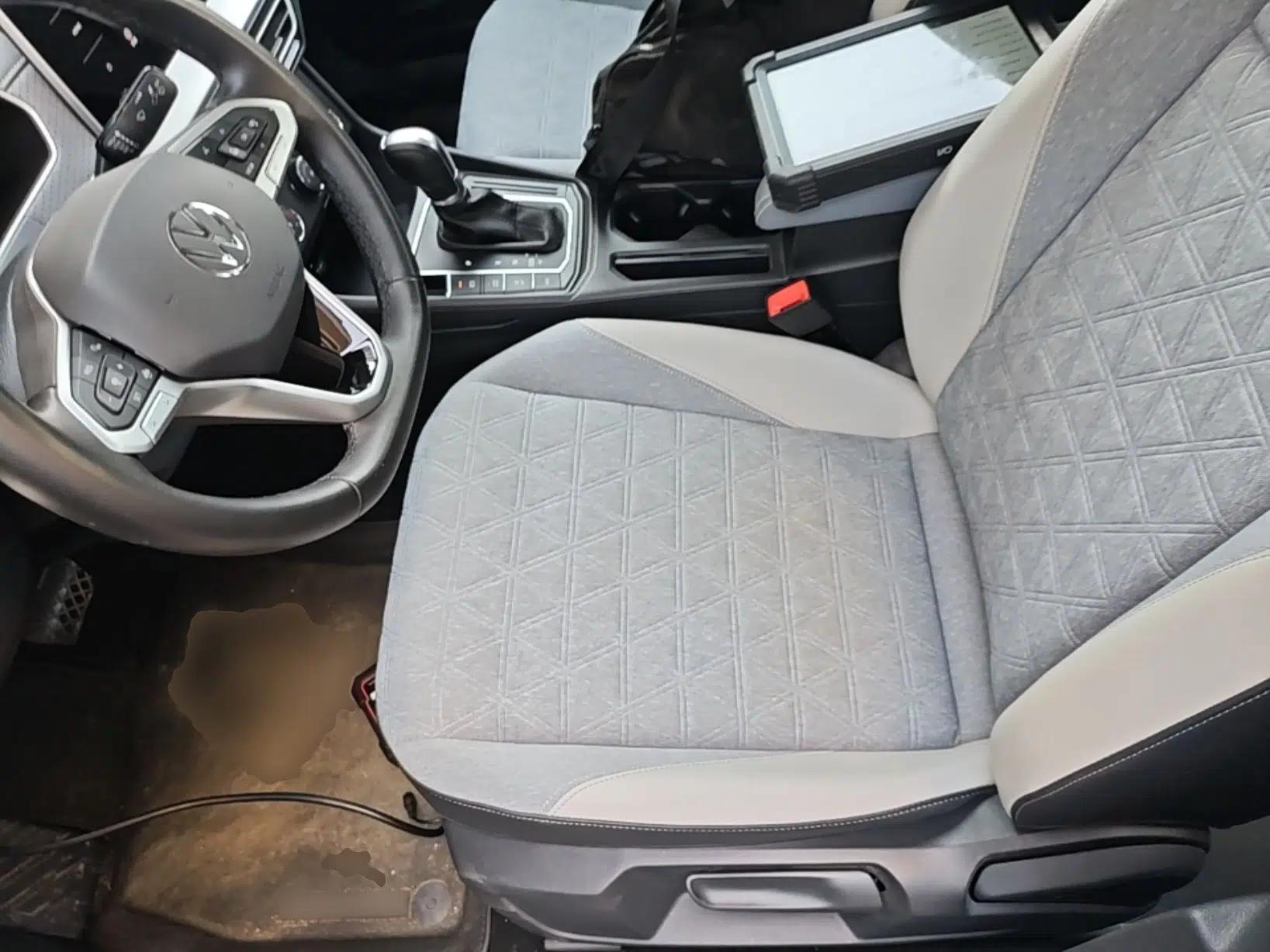 Volkswagen Lavida 2023 300TSI DSG Full-Comfort Edition — миниатюра 17
