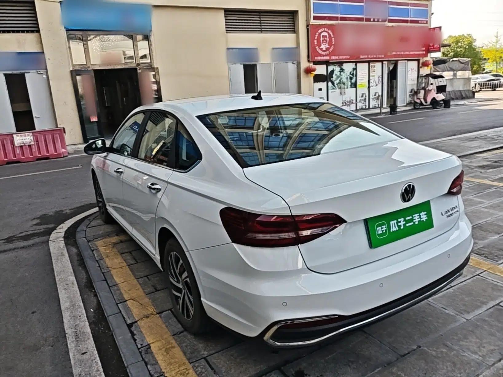 Volkswagen Lavida 2023 300TSI DSG Full-Comfort Edition — миниатюра 4