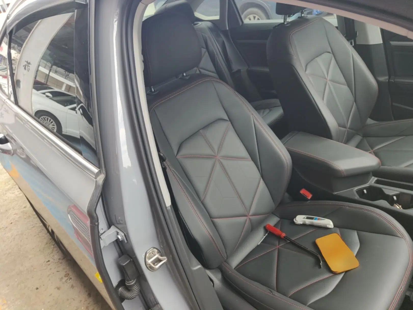 Volkswagen Lavida 2023 300TSI DSG Starry Sky Leading Edition — миниатюра 19