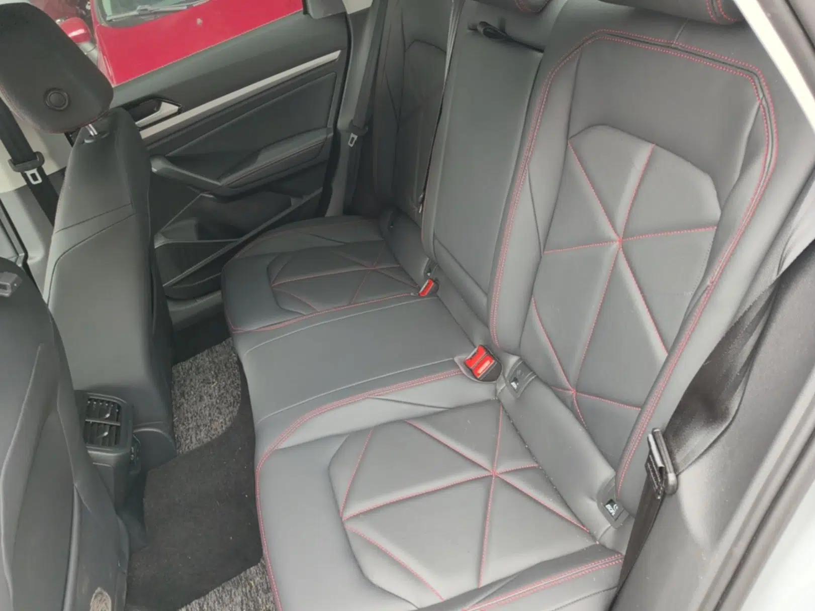 Volkswagen Lavida 2023 300TSI DSG Starry Sky Leading Edition — миниатюра 20