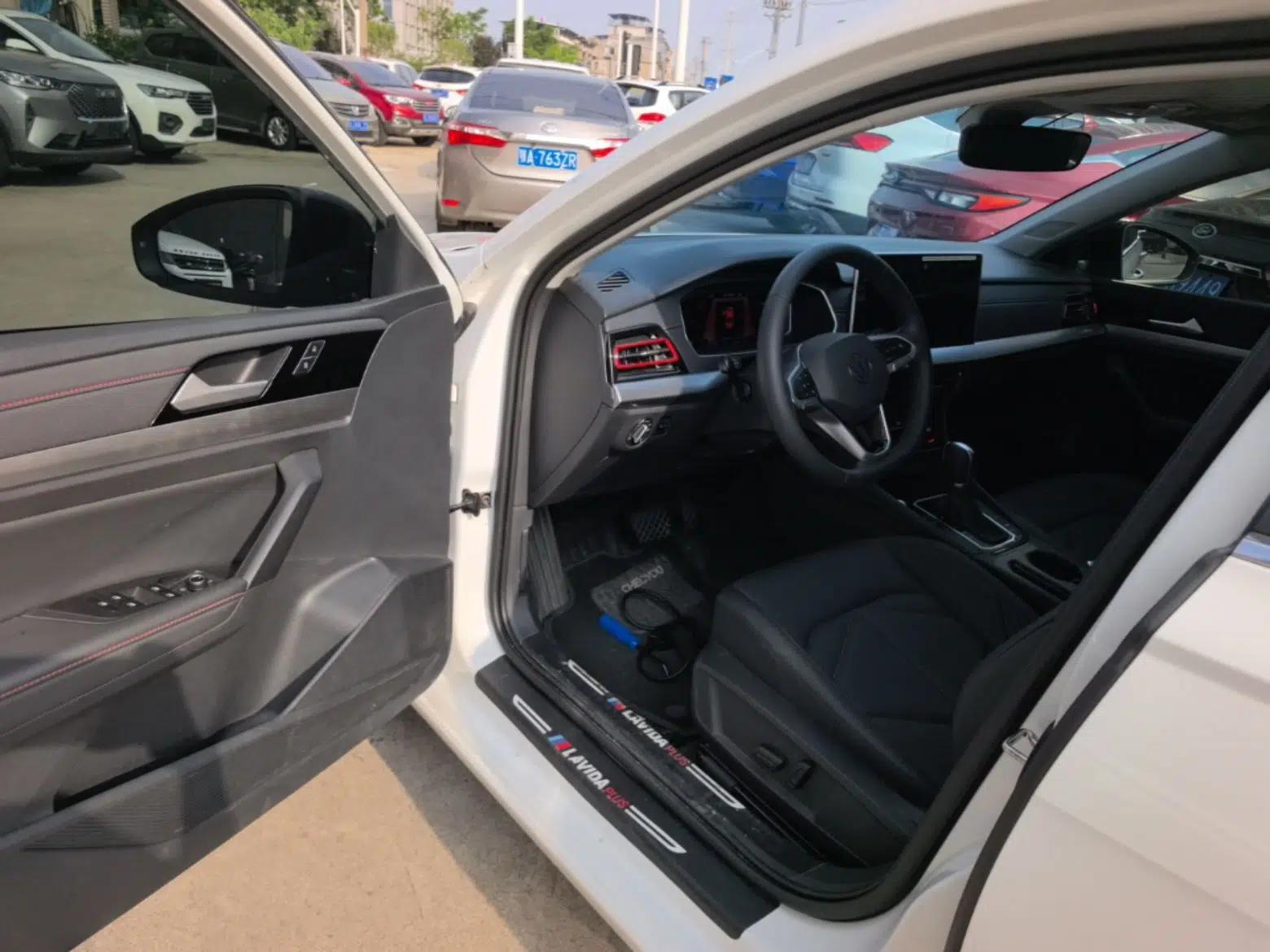 Volkswagen Lavida 2024 300TSI DSG Starry Sky Leading Edition — миниатюра 18