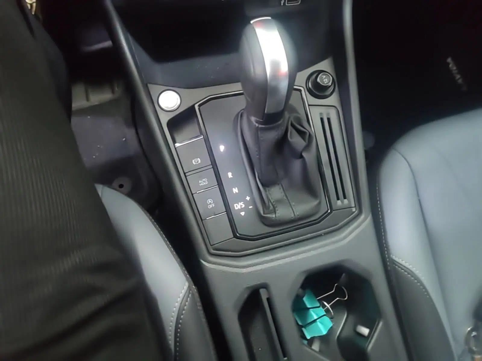Volkswagen Lavida 2024 1.5L Automatic 5 Million Edition — миниатюра 16