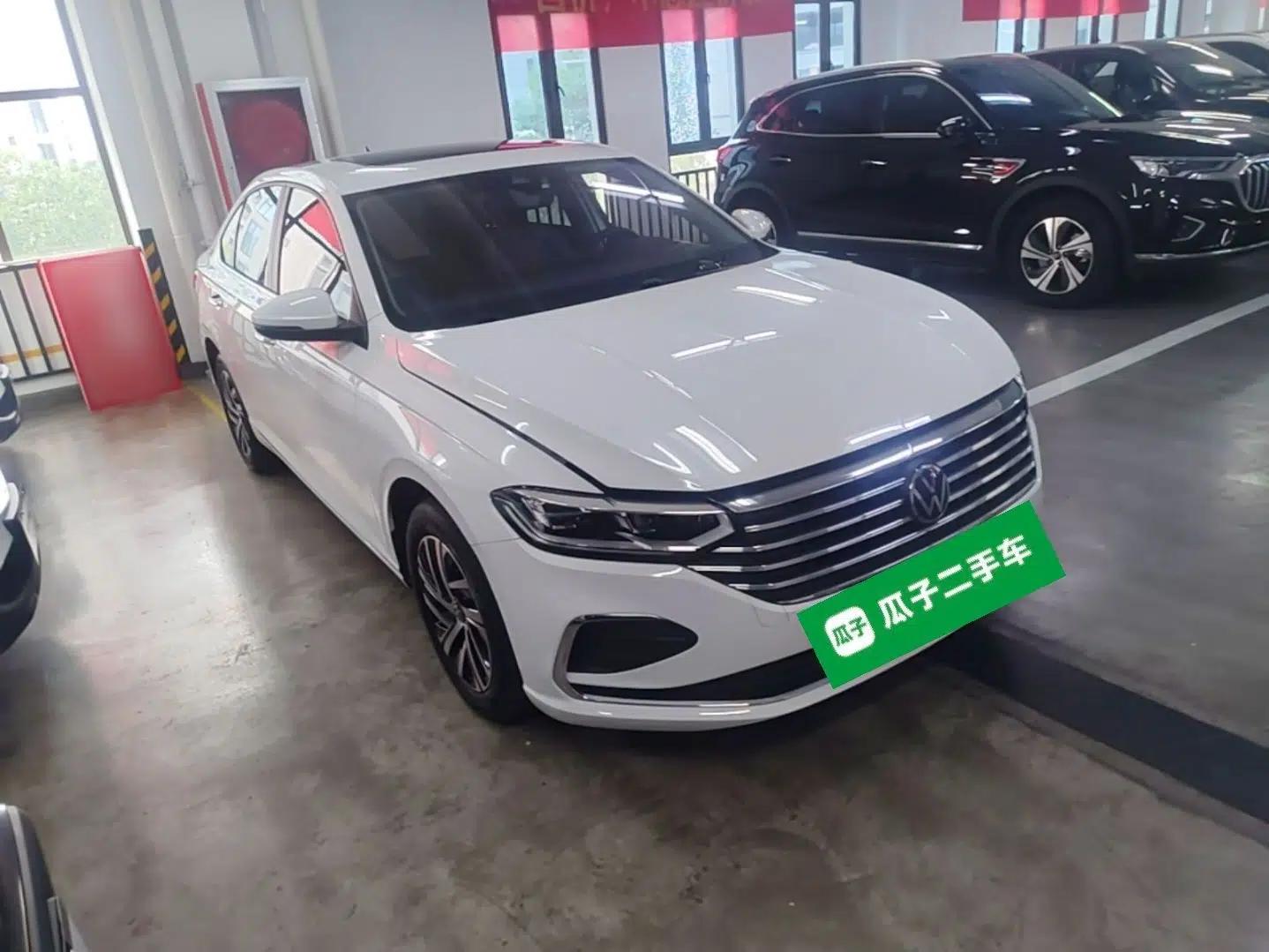 Volkswagen Lavida 2024 1.5L Automatic 5 Million Edition — миниатюра 3
