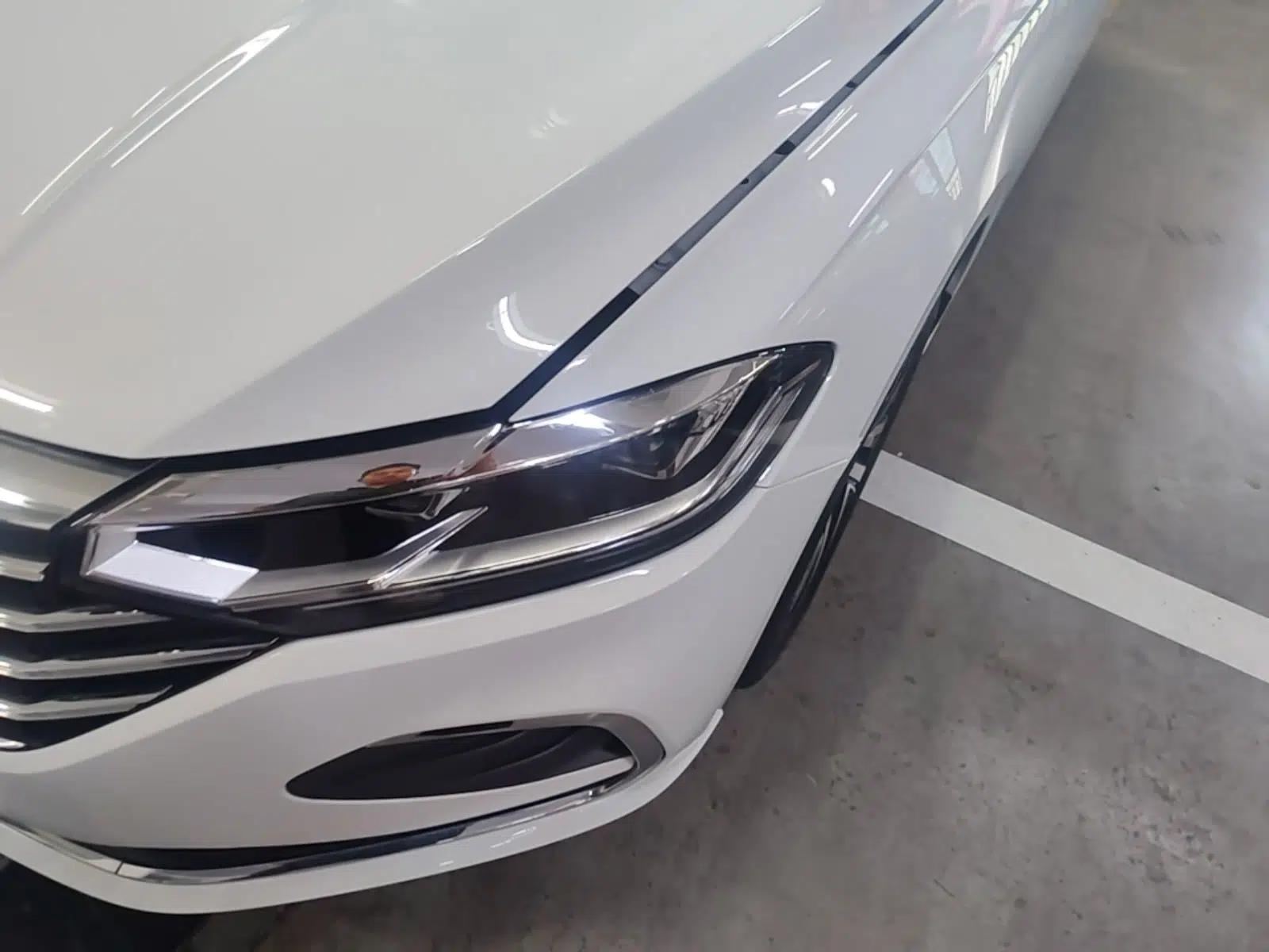 Volkswagen Lavida 2024 1.5L Automatic 5 Million Edition — миниатюра 8