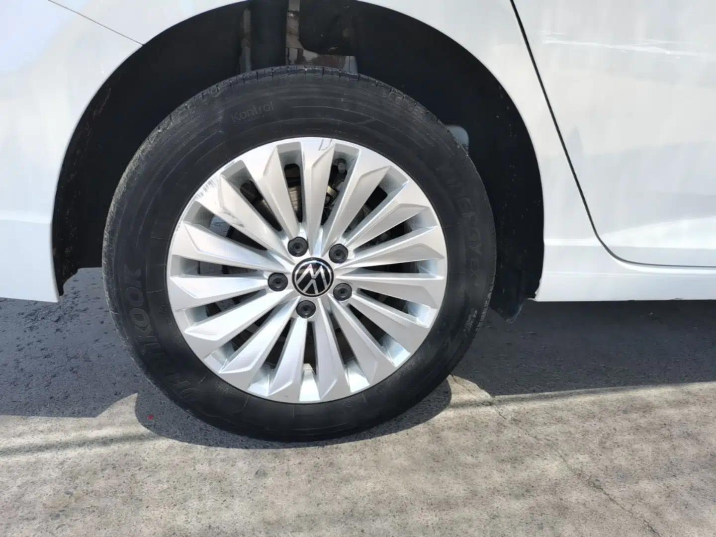 Volkswagen Lavida 2022 280TSI DSG Comfort Edition — миниатюра 11