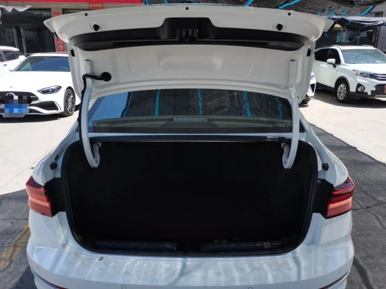 Volkswagen Lavida 2022 280TSI DSG Comfort Edition — миниатюра 22