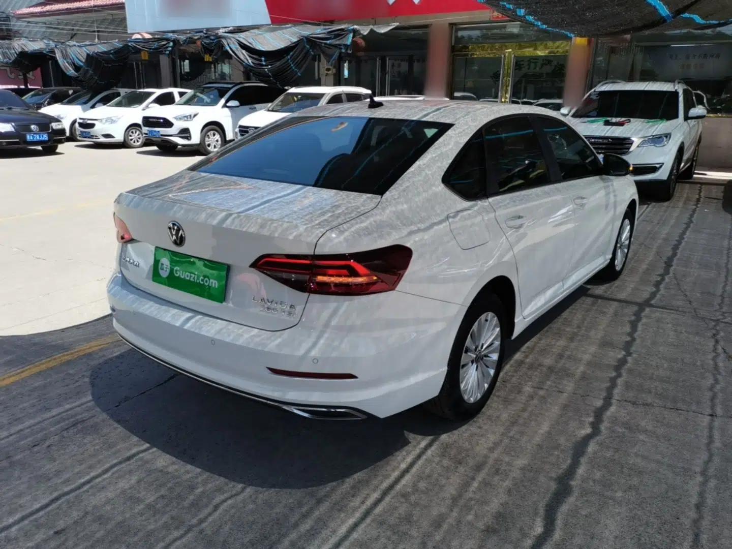 Volkswagen Lavida 2022 280TSI DSG Comfort Edition — миниатюра 6