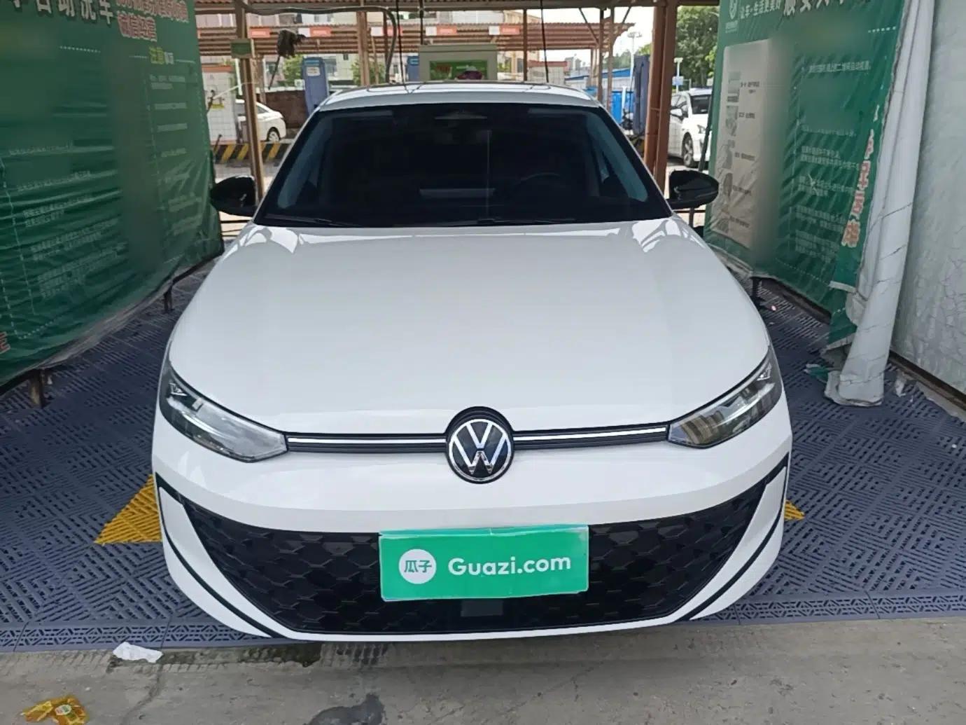 Volkswagen Lavida 2026 Pro 300TSI Starry Six Million Edition — миниатюра 2