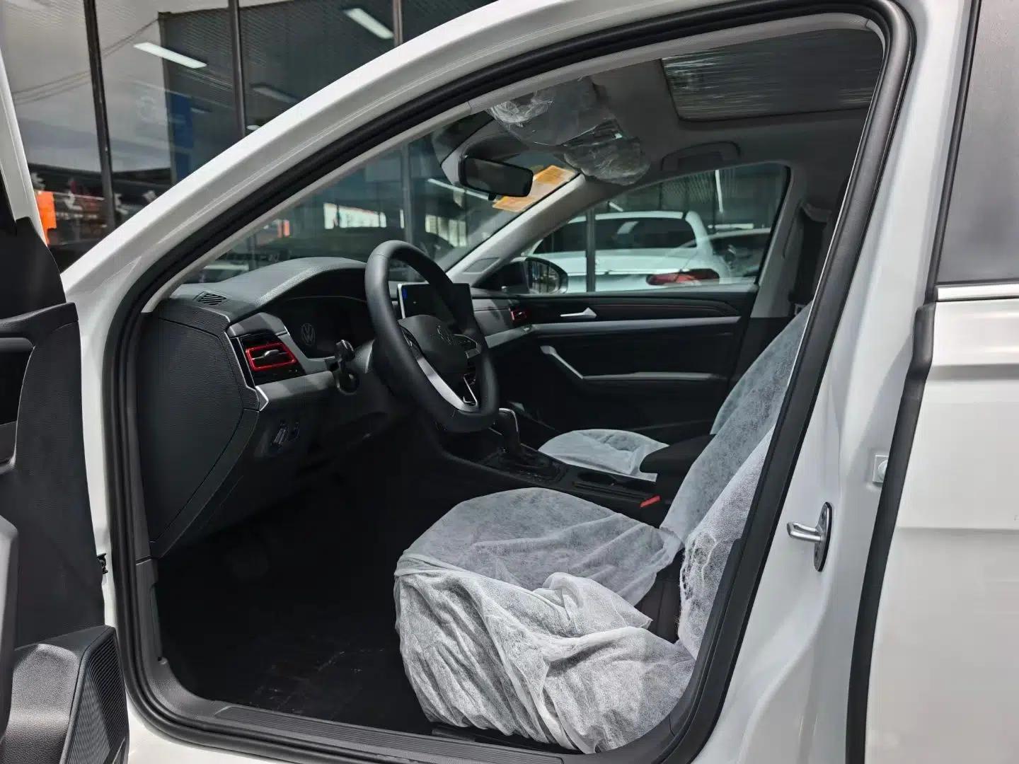 Volkswagen Lavida 2024 300TSI DSG Starry Sky Deluxe Edition — миниатюра 12