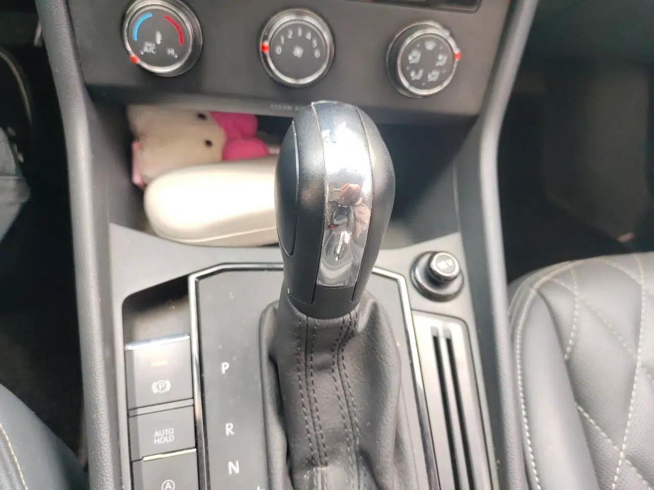 Volkswagen Lavida 2019 1.5L Automatic Fashion Edition China VI — миниатюра 14