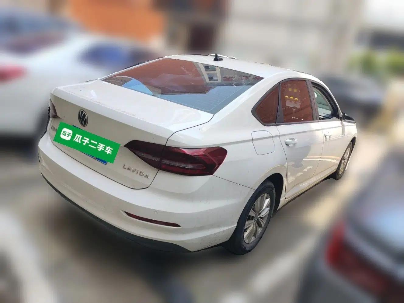 Volkswagen Lavida 2019 1.5L Automatic Fashion Edition China VI — миниатюра 6