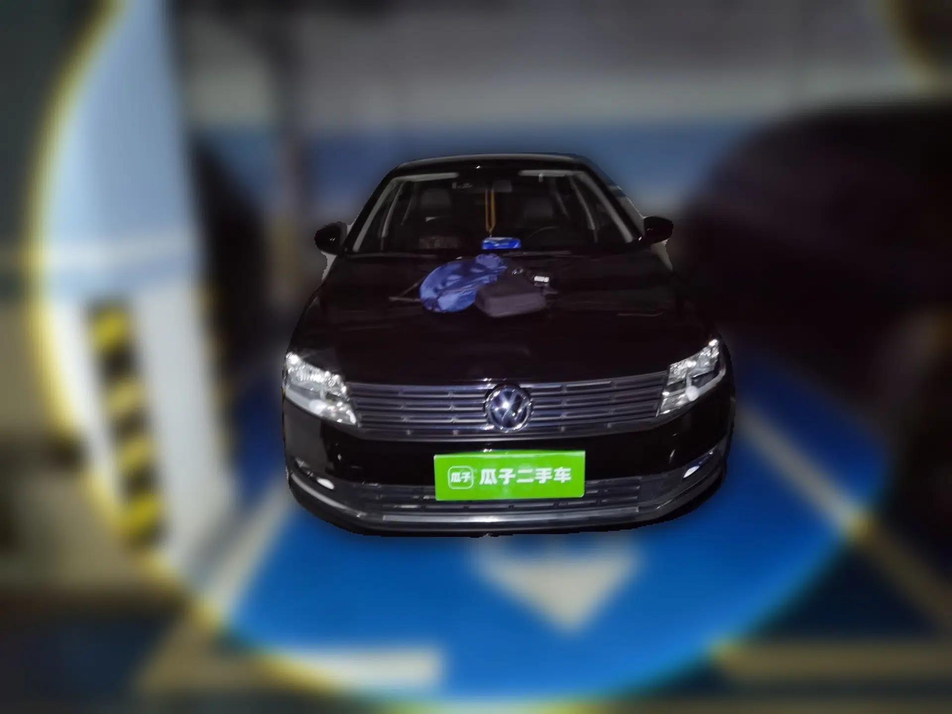 Volkswagen Lavida 2015 1.6L Automatic Fashion Edition — миниатюра 2