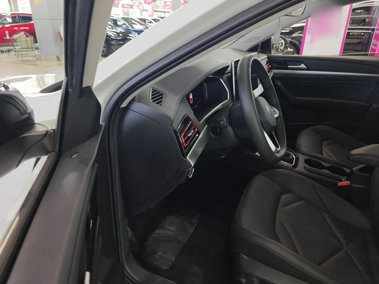 Volkswagen Lavida 2023 300TSI DSG Starry Sky Leading Edition — миниатюра 16