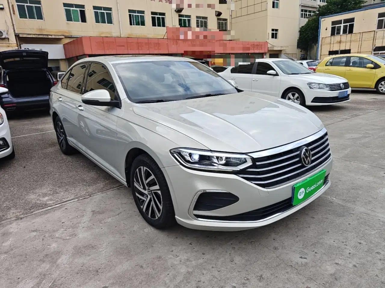 Volkswagen Lavida 2023 1.5L Automatic 5 Million Edition — миниатюра 3