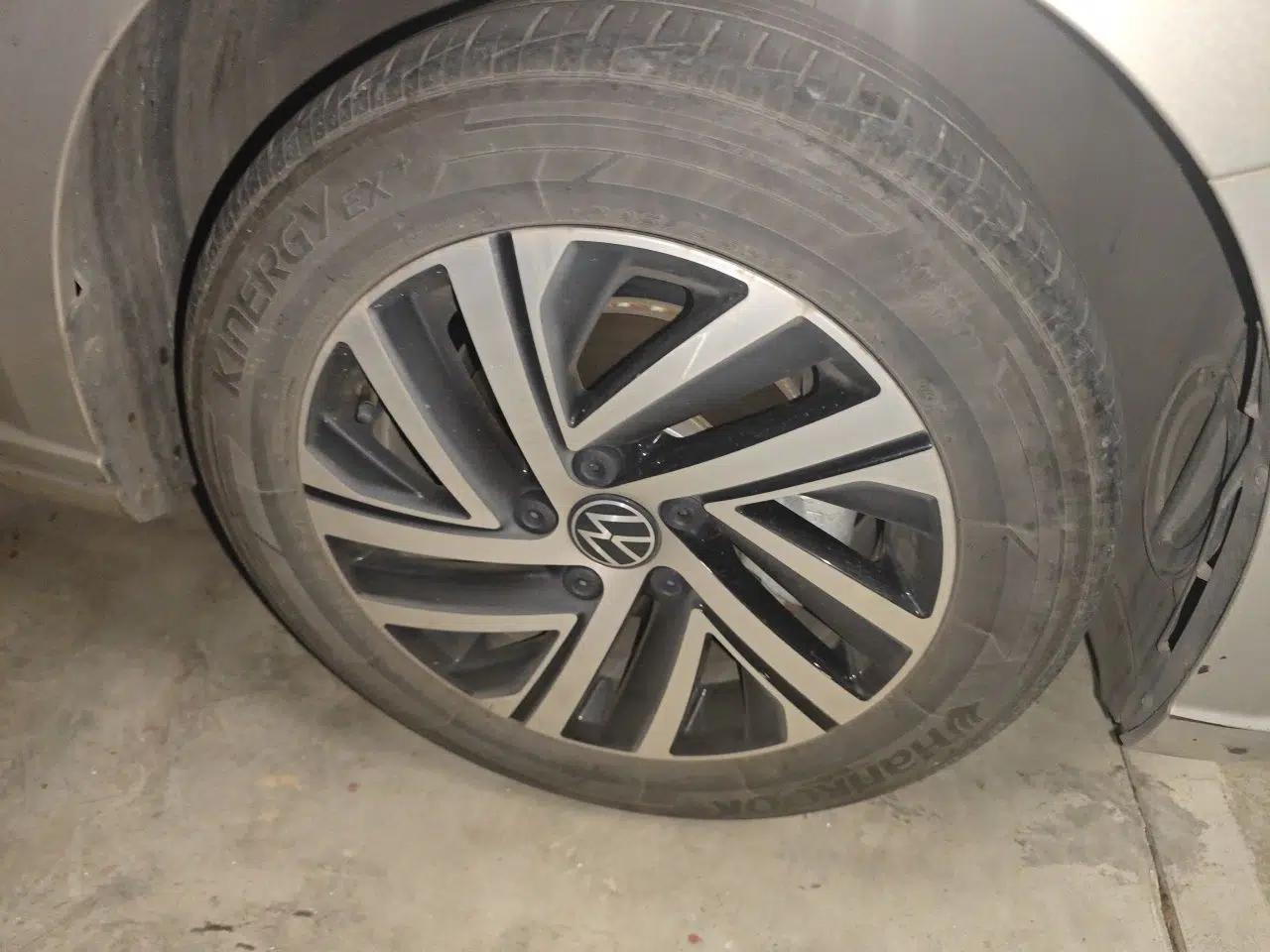 Volkswagen Lavida 2022 1.5L Automatic Comfort Edition — миниатюра 8