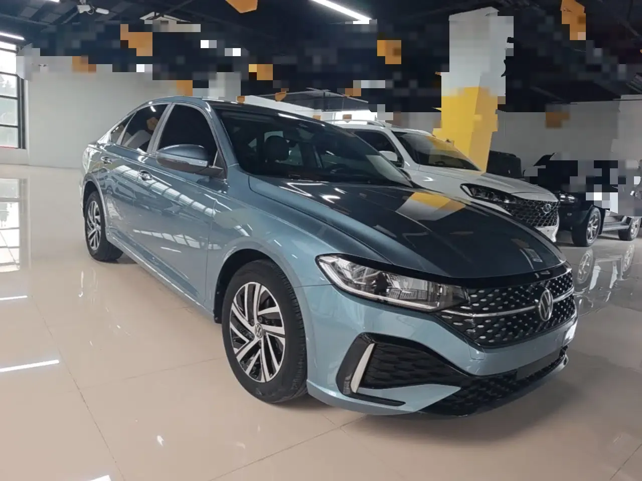 Volkswagen Lavida 2024 1.5L Automatic Starry Sky 5 Million Edition — миниатюра 3