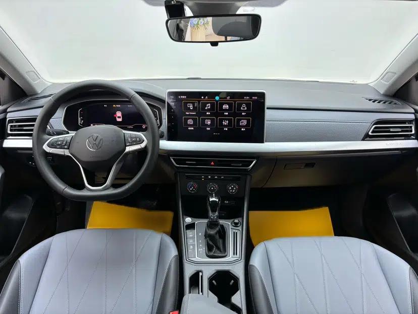 Volkswagen Lavida 2024 1.5L Automatic Starry Sky 5 Million Edition — миниатюра 33