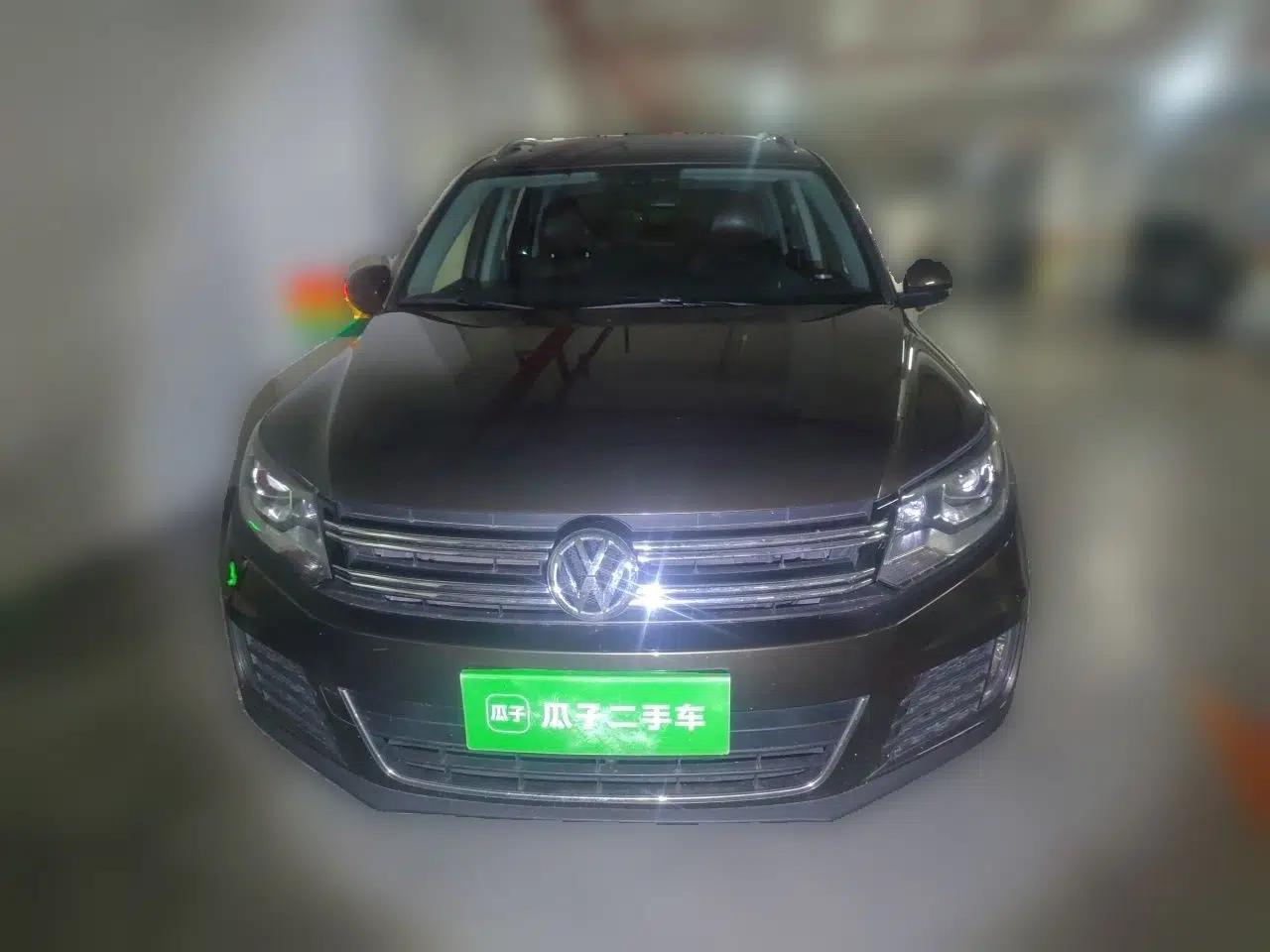 Volkswagen Tiguan 2015 1.8TSI Automatic Two-Wheel Drive Luxury Model — миниатюра 2