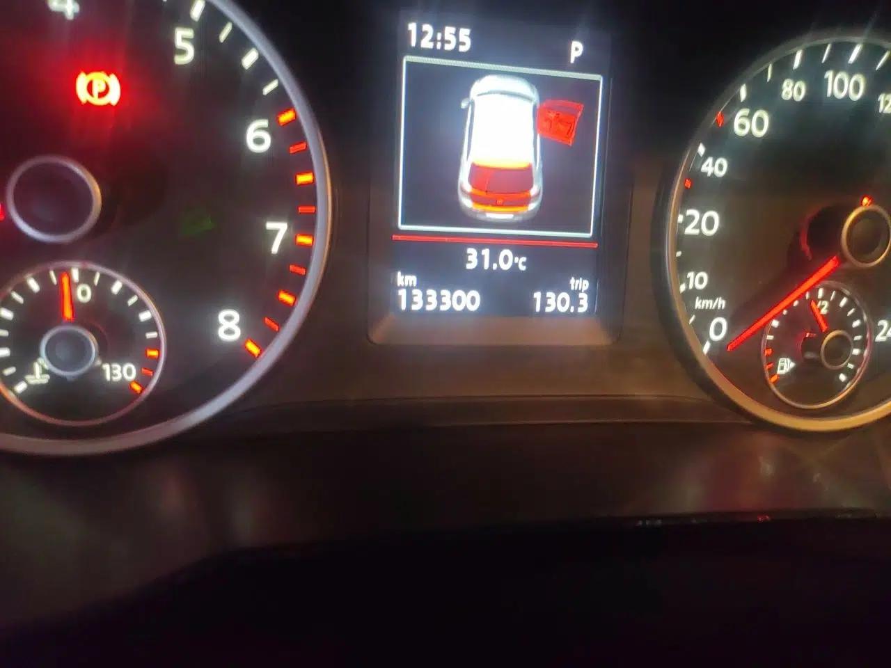 Volkswagen Tiguan 2015 1.8TSI Automatic Two-Wheel Drive Luxury Model — миниатюра 12