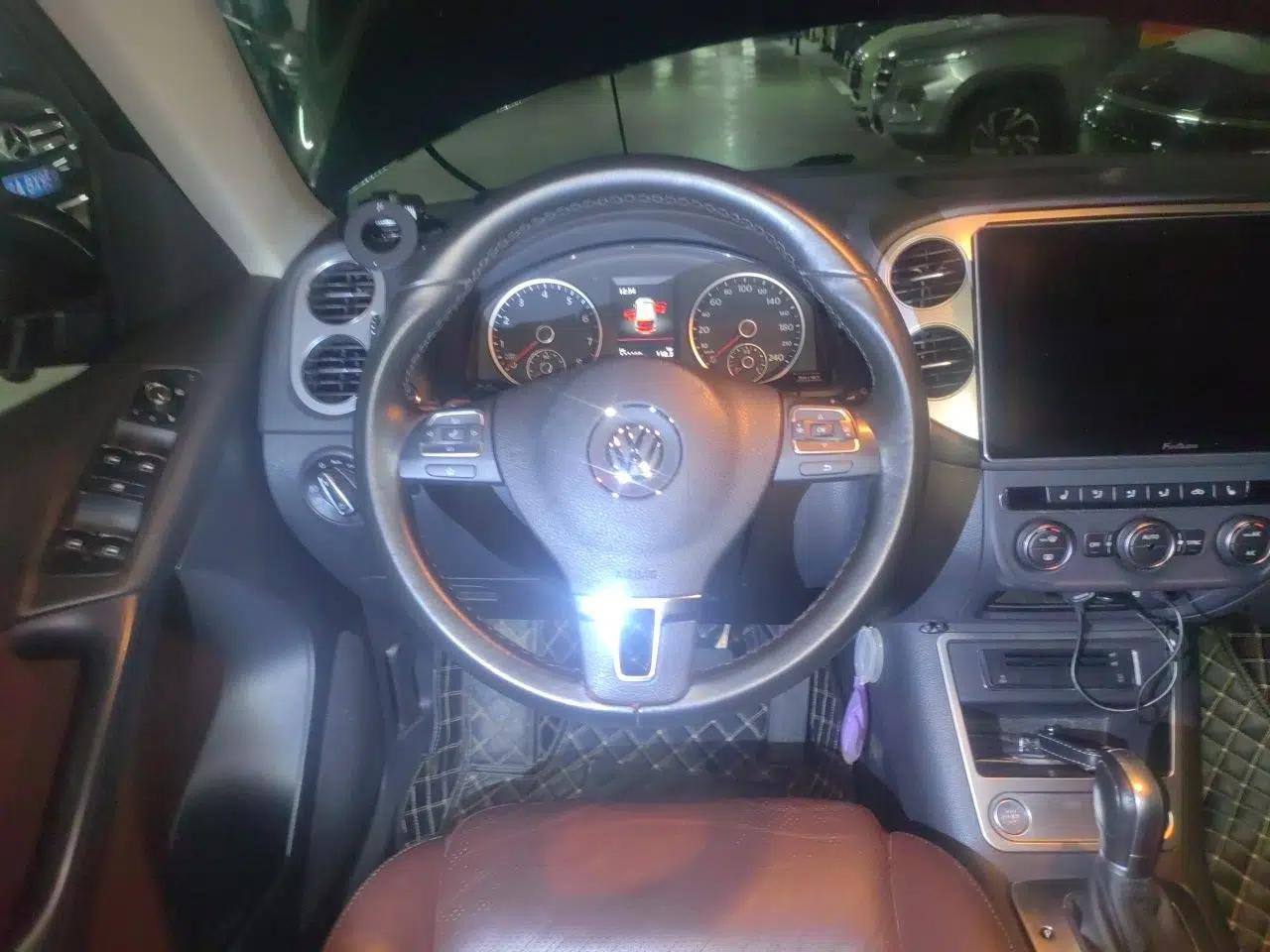 Volkswagen Tiguan 2015 1.8TSI Automatic Two-Wheel Drive Luxury Model — миниатюра 10