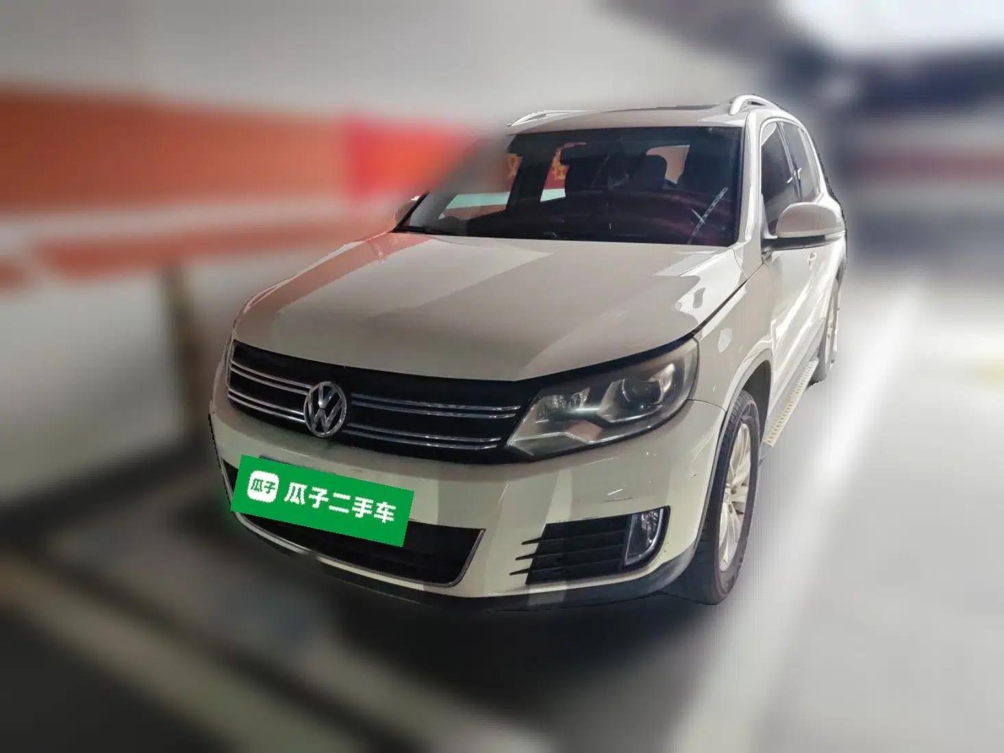 Volkswagen Tiguan 2013 1.8TSI Automatic Two-Wheel Drive Luxury Model — миниатюра 1