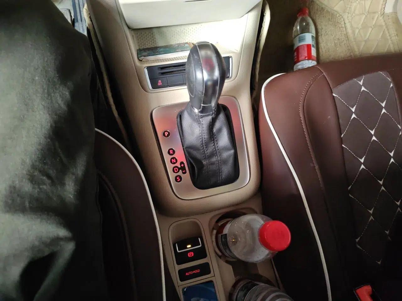 Volkswagen Tiguan 2013 1.8TSI Automatic Two-Wheel Drive Luxury Model — миниатюра 14