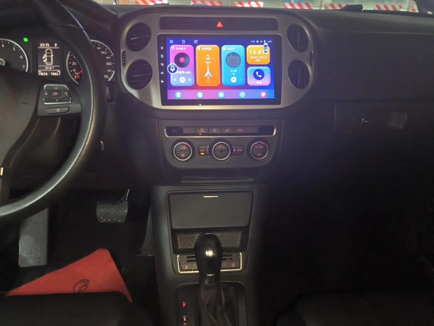 Volkswagen Tiguan 2015 1.8TSI Automatic Two-Wheel Drive Comfort Edition — миниатюра 20