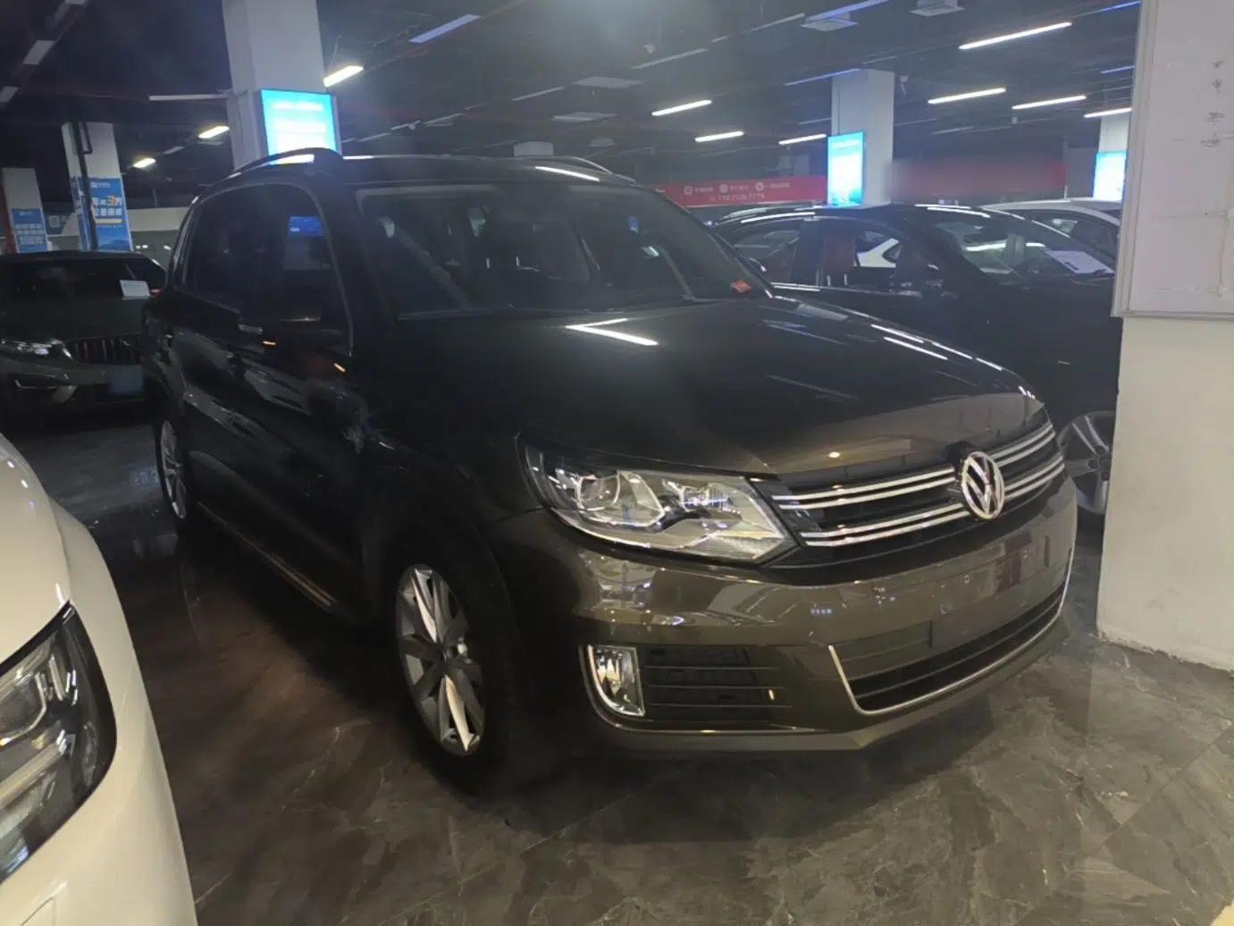 Volkswagen Tiguan 2015 1.8TSI Automatic Two-Wheel Drive Comfort Edition — миниатюра 3