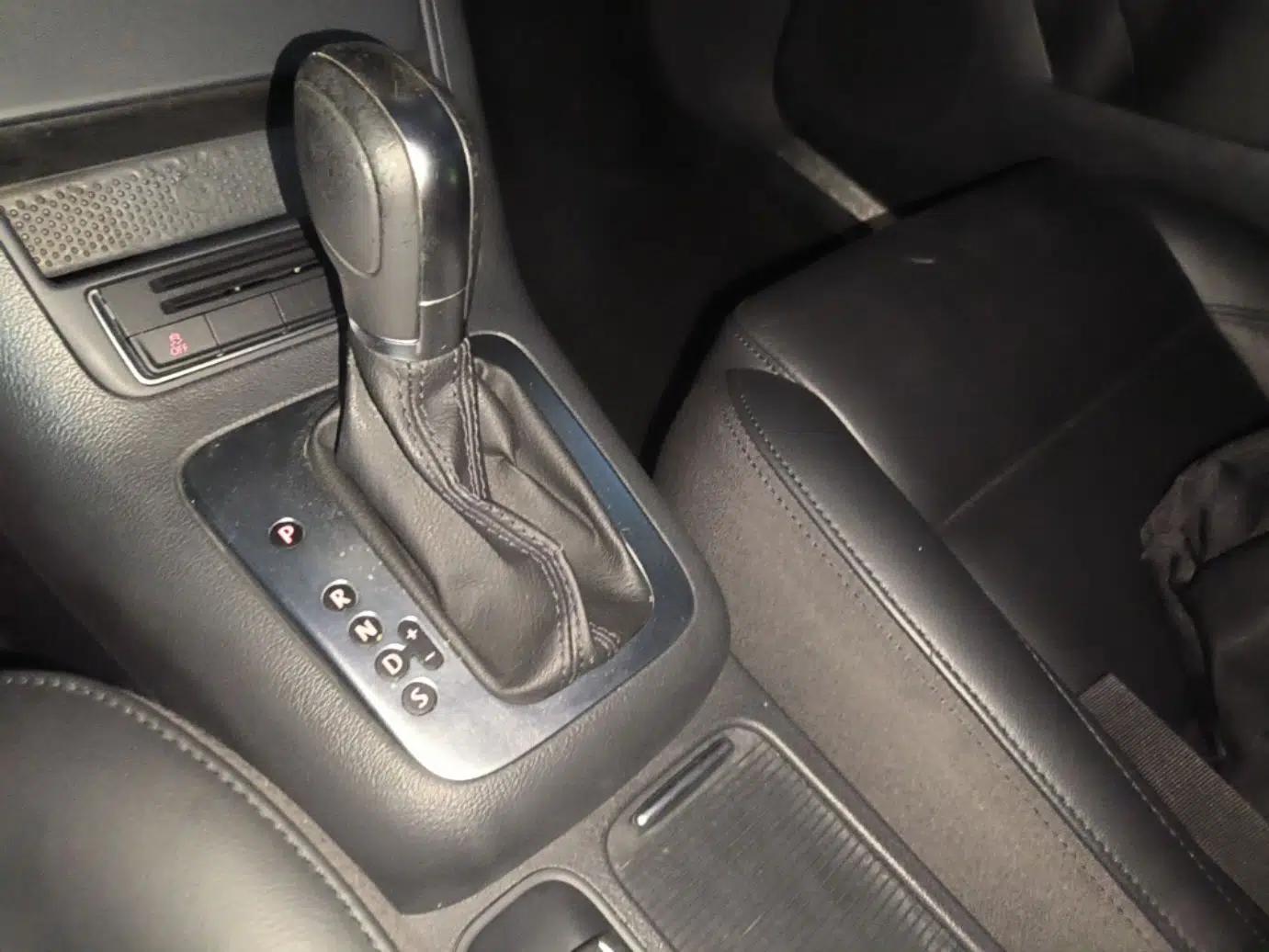 Volkswagen Tiguan 2015 1.8TSI Automatic Two-Wheel Drive Comfort Edition — миниатюра 21