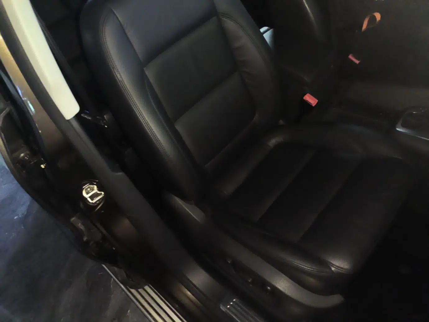 Volkswagen Tiguan 2015 1.8TSI Automatic Two-Wheel Drive Comfort Edition — миниатюра 24