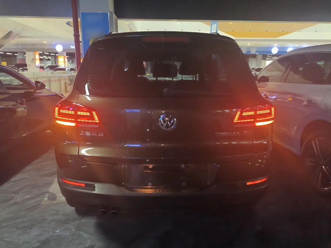 Volkswagen Tiguan 2015 1.8TSI Automatic Two-Wheel Drive Comfort Edition — миниатюра 5
