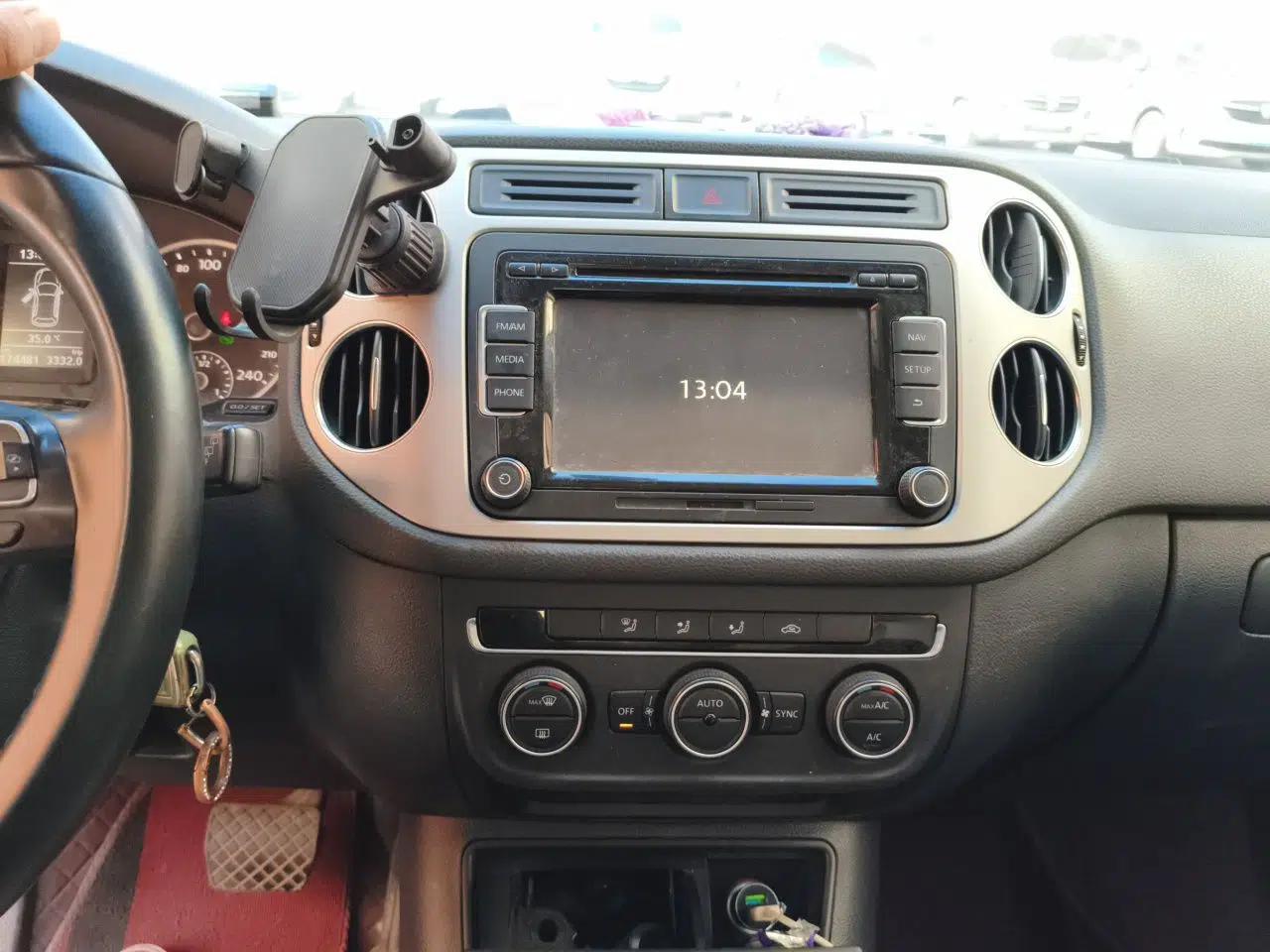 Volkswagen Tiguan 2015 1.8TSI Automatic Two-Wheel Drive Luxury Model — миниатюра 13