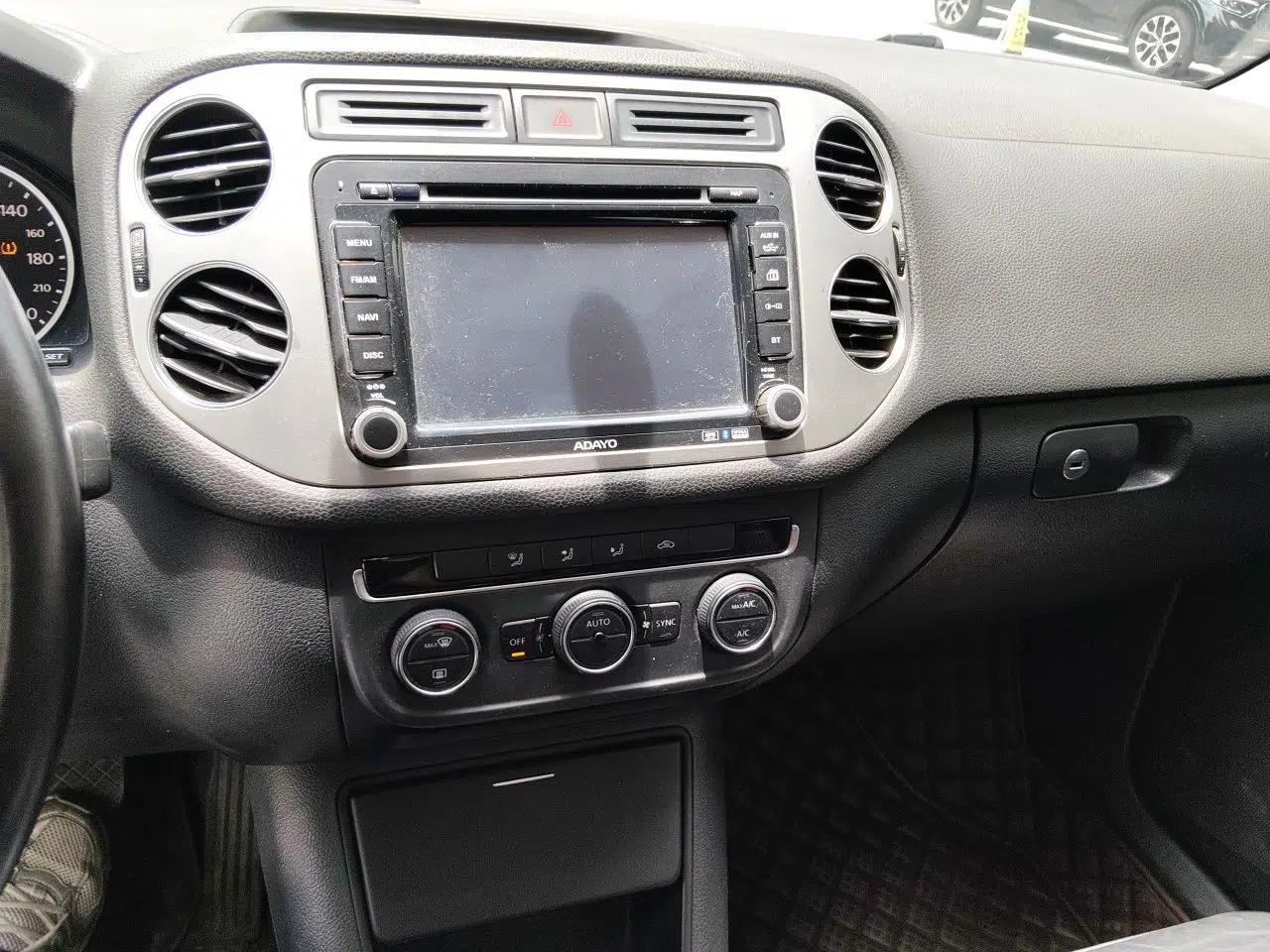 Volkswagen Tiguan 2013 1.8 TSI Automatic Two-Wheel Drive Comfort Edition — миниатюра 13