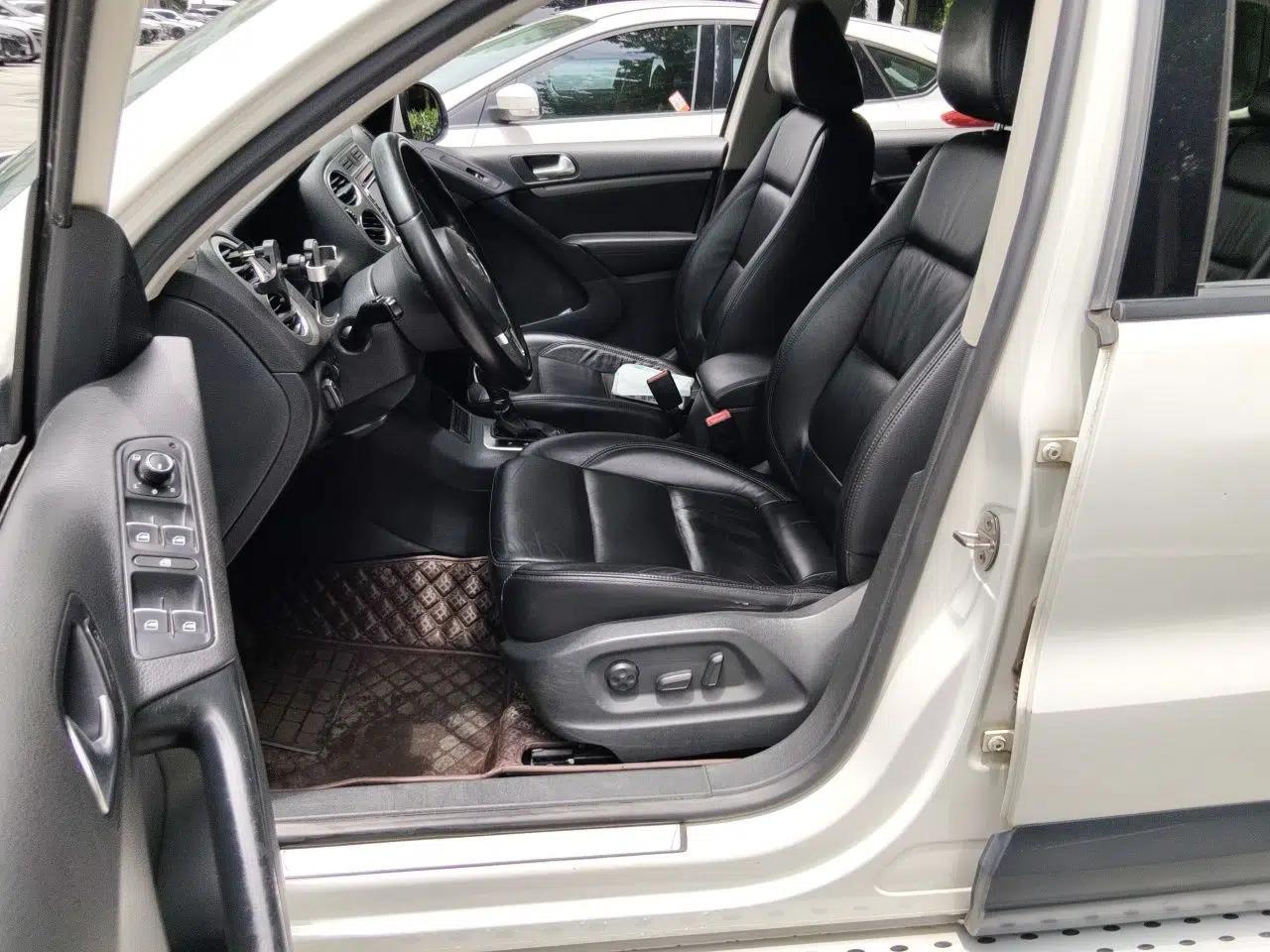 Volkswagen Tiguan 2013 1.8 TSI Automatic Two-Wheel Drive Comfort Edition — миниатюра 15