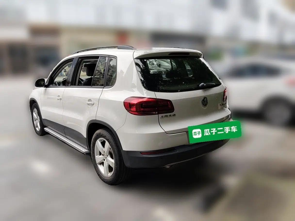 Volkswagen Tiguan 2013 1.8 TSI Automatic Two-Wheel Drive Comfort Edition — миниатюра 4