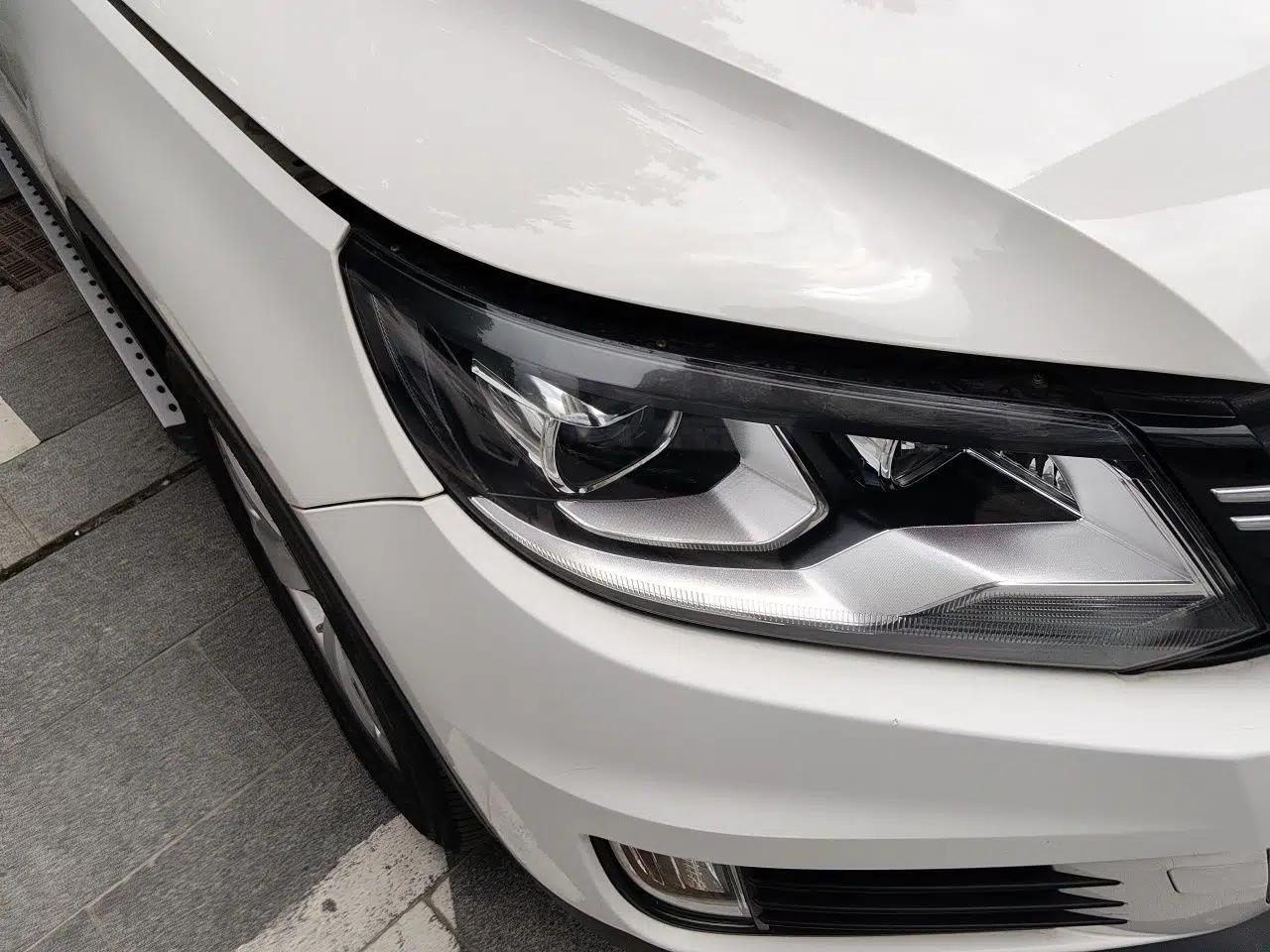 Volkswagen Tiguan 2013 1.8 TSI Automatic Two-Wheel Drive Comfort Edition — миниатюра 7