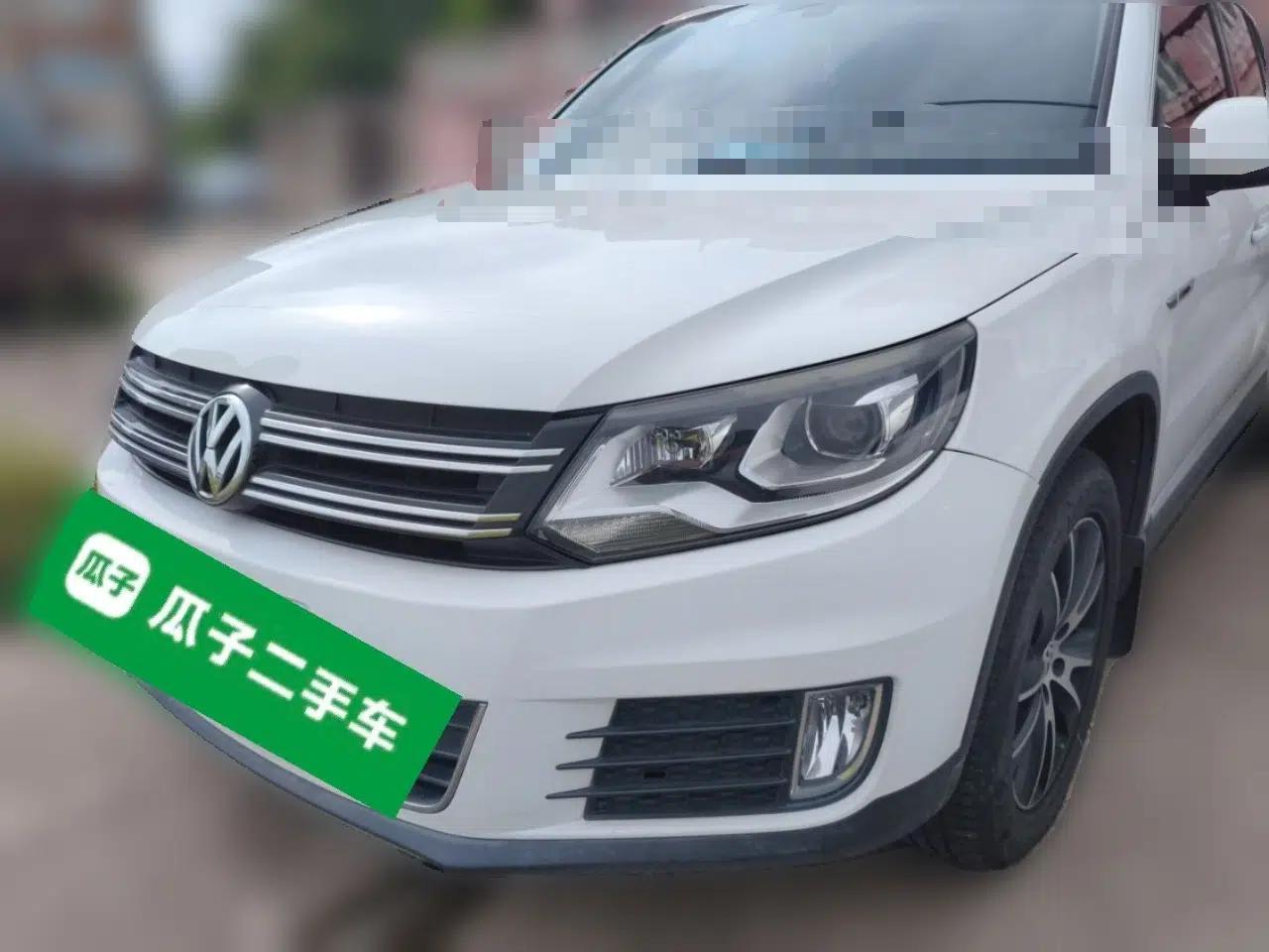 Volkswagen Tiguan 2015 1.8TSI Automatic All-Wheel-Drive Luxury Model — миниатюра 1