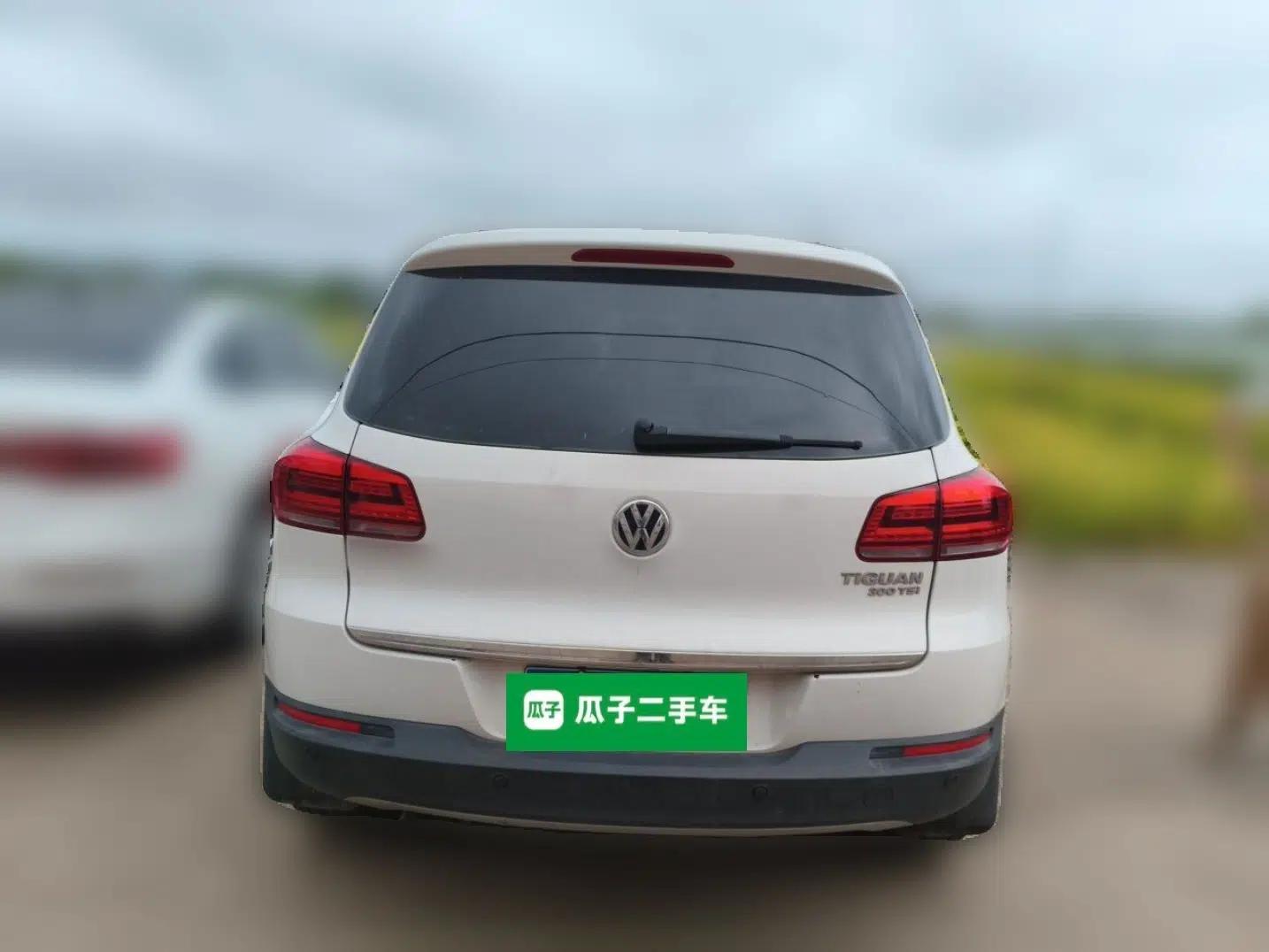 Volkswagen Tiguan 2015 1.8TSI Automatic All-Wheel-Drive Luxury Model — миниатюра 5