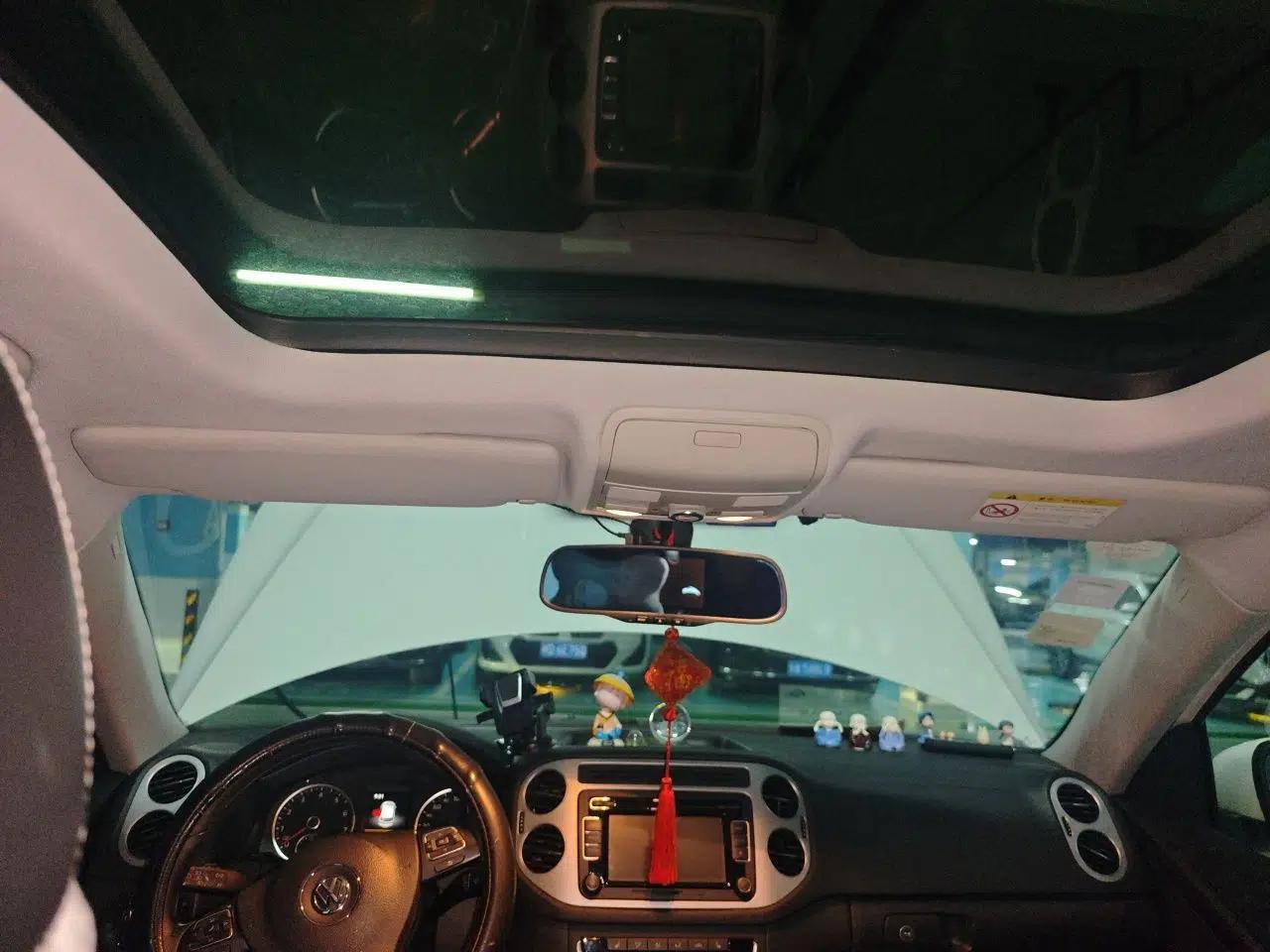 Volkswagen Tiguan 2015 1.8TSI Automatic Two-Wheel Drive Luxury Model — миниатюра 18