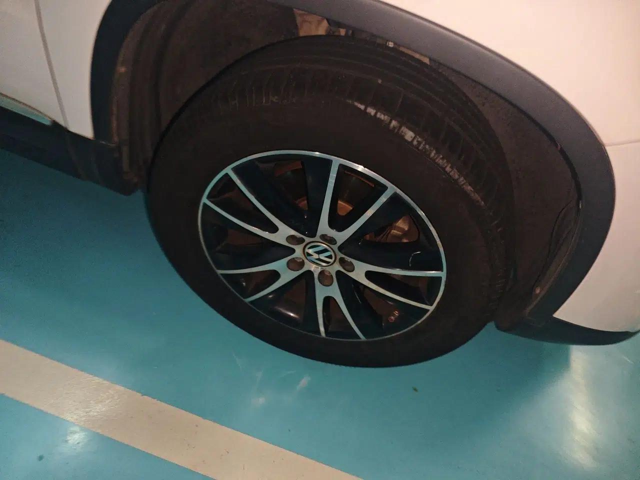 Volkswagen Tiguan 2015 1.8TSI Automatic Two-Wheel Drive Luxury Model — миниатюра 8