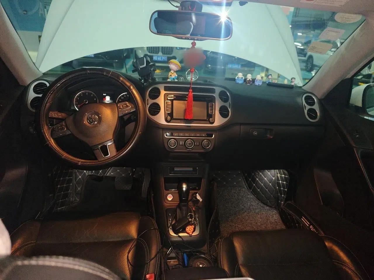 Volkswagen Tiguan 2015 1.8TSI Automatic Two-Wheel Drive Luxury Model — миниатюра 9