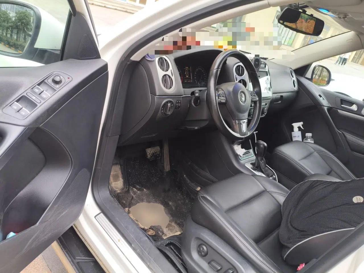 Volkswagen Tiguan 2016 280TSI Automatic Two-Wheel Drive Silk Road Comfort Edition — миниатюра 16