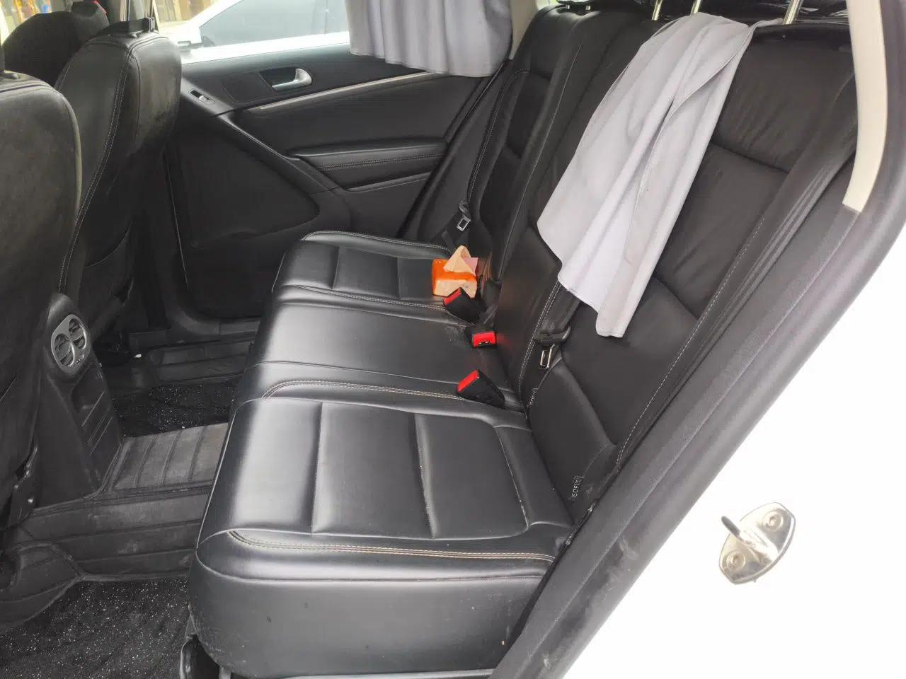 Volkswagen Tiguan 2016 280TSI Automatic Two-Wheel Drive Silk Road Comfort Edition — миниатюра 17