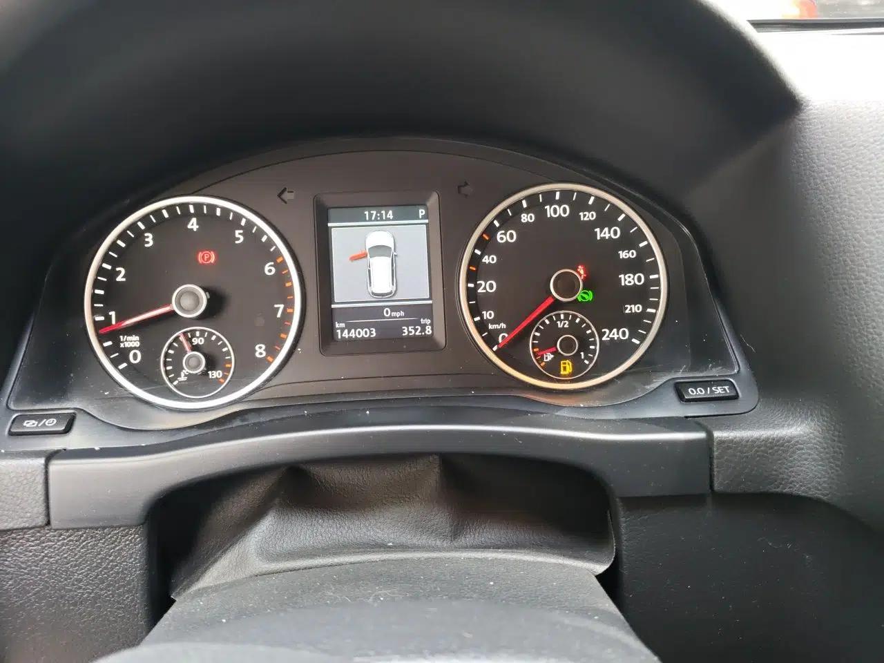 Volkswagen Tiguan 2013 1.8TSI Automatic Two-Wheel Drive Luxury Model — миниатюра 11