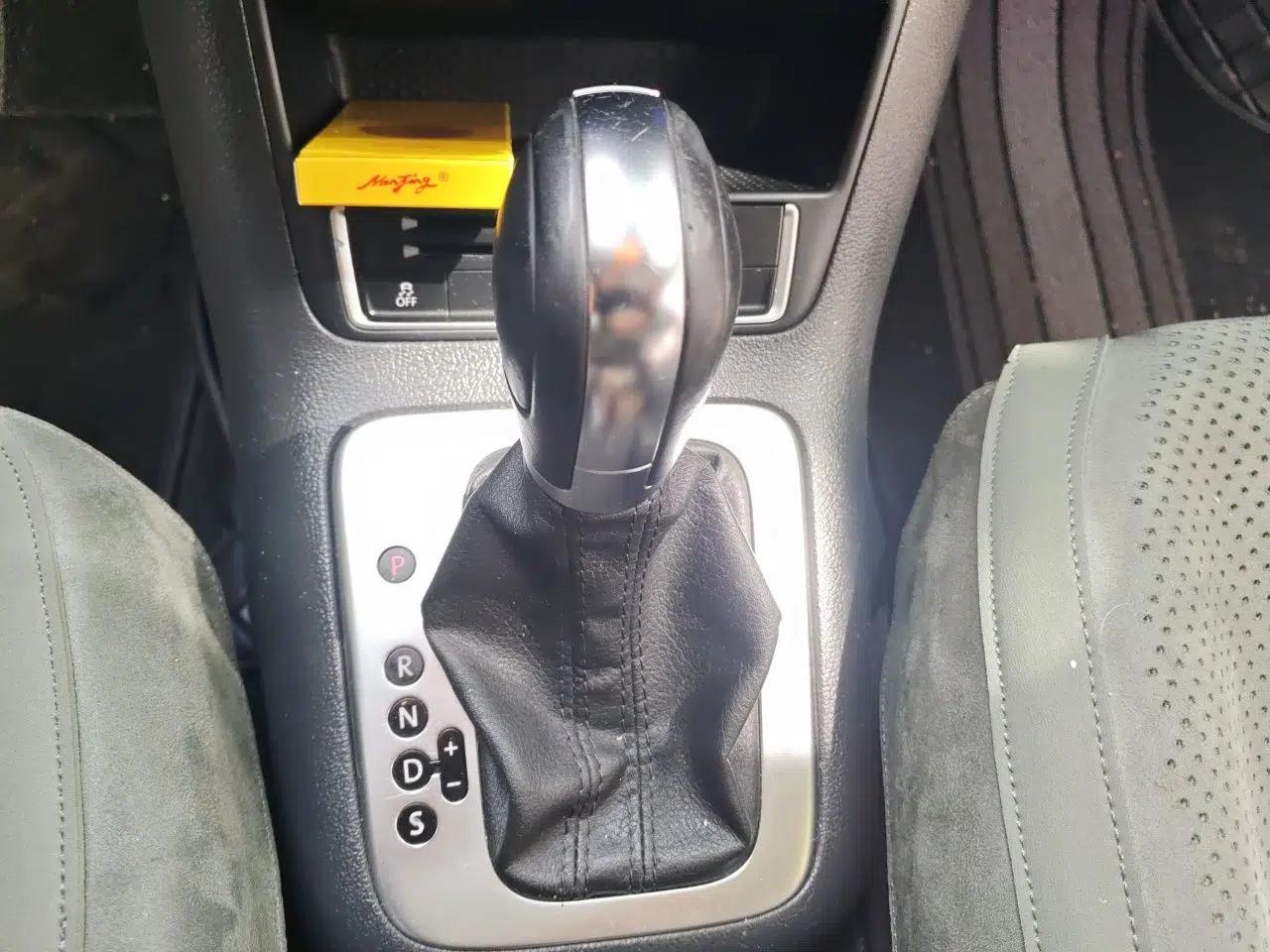 Volkswagen Tiguan 2013 1.8TSI Automatic Two-Wheel Drive Luxury Model — миниатюра 14