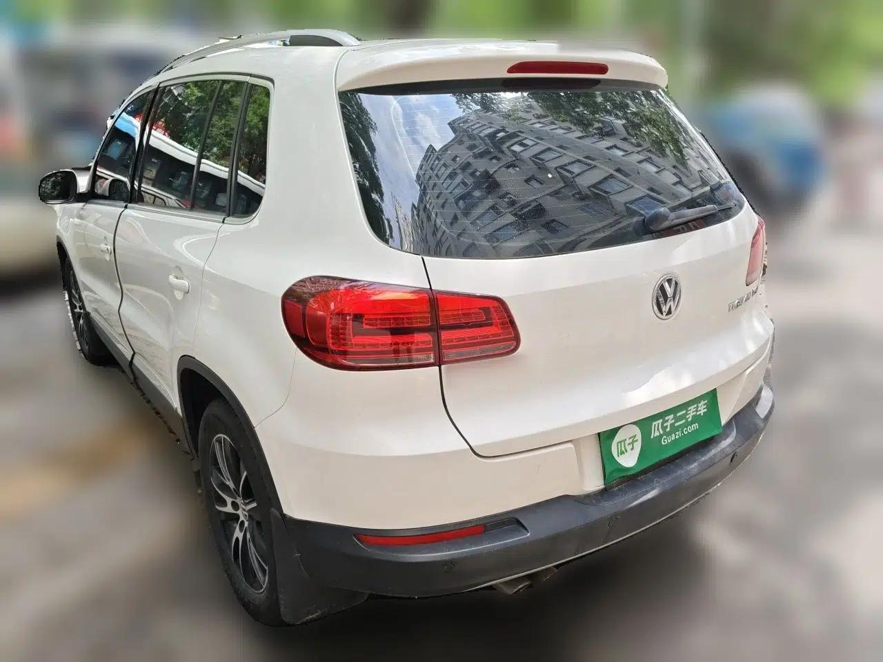 Volkswagen Tiguan 2013 1.8TSI Automatic Two-Wheel Drive Luxury Model — миниатюра 4