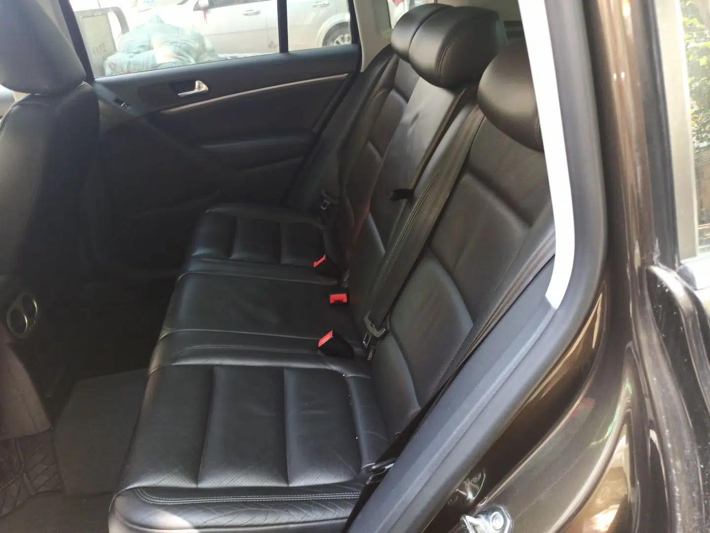 Volkswagen Tiguan 2013 1.8TSI Automatic Two-Wheel Drive Luxury Model — миниатюра 17