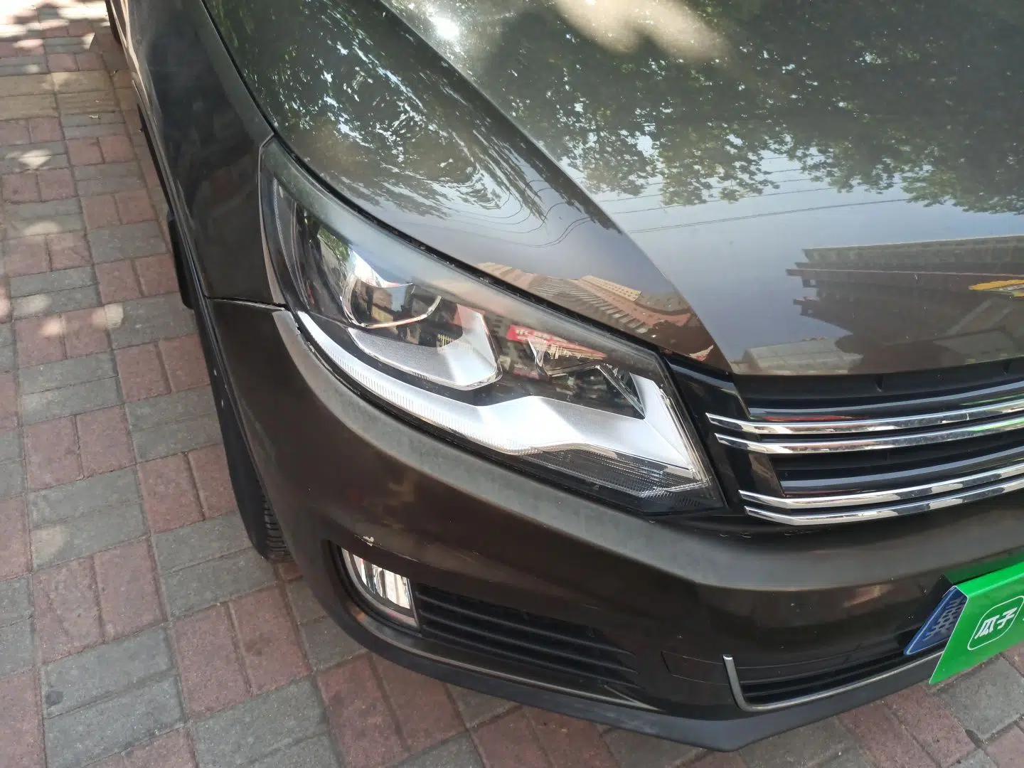 Volkswagen Tiguan 2013 1.8TSI Automatic Two-Wheel Drive Luxury Model — миниатюра 7