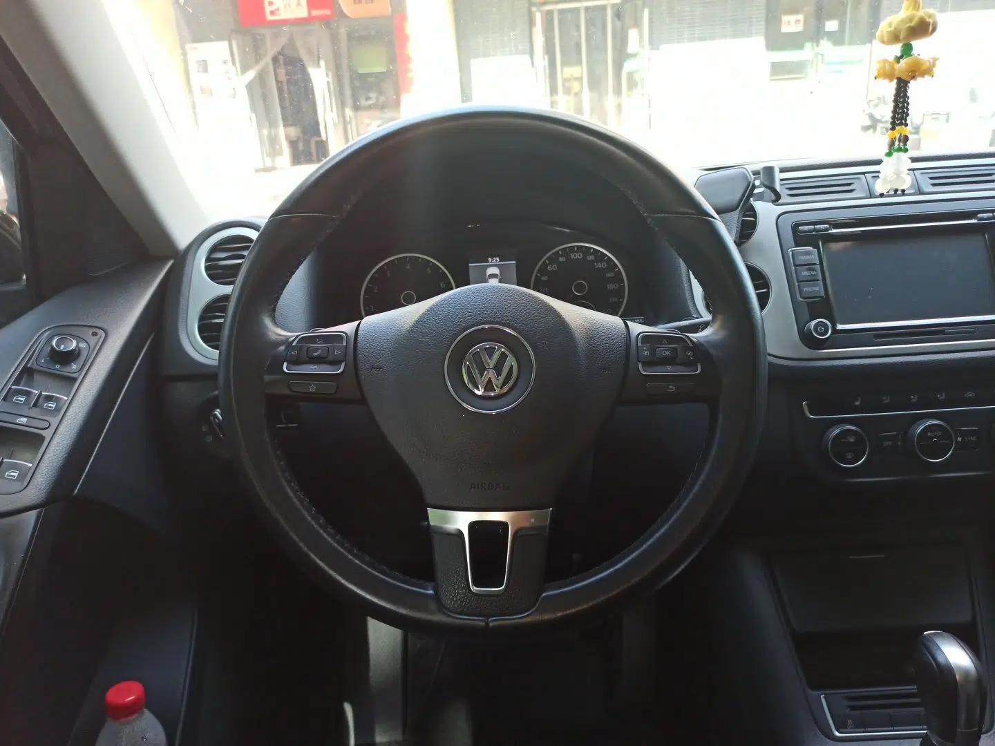 Volkswagen Tiguan 2013 1.8TSI Automatic Two-Wheel Drive Luxury Model — миниатюра 10